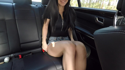 Hot Girl Masturbating on back Seat of the Car and wasn't Caught - Mini Diva